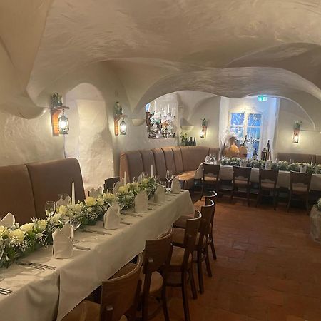 Hotel Restaurant Altes Badhaus Eberbach  Buitenkant foto