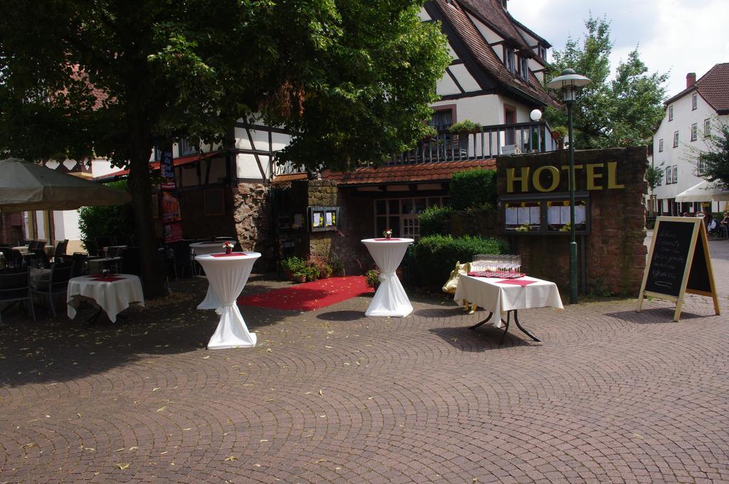 Hotel Restaurant Altes Badhaus Eberbach  Buitenkant foto