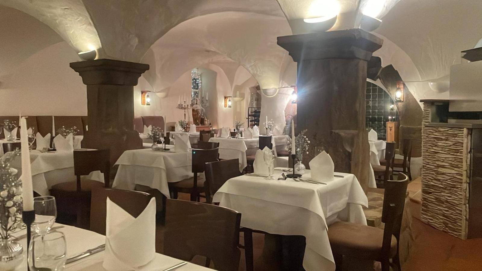 Hotel Restaurant Altes Badhaus Eberbach  Buitenkant foto