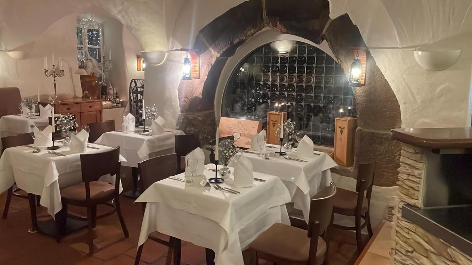 Hotel Restaurant Altes Badhaus Eberbach  Buitenkant foto
