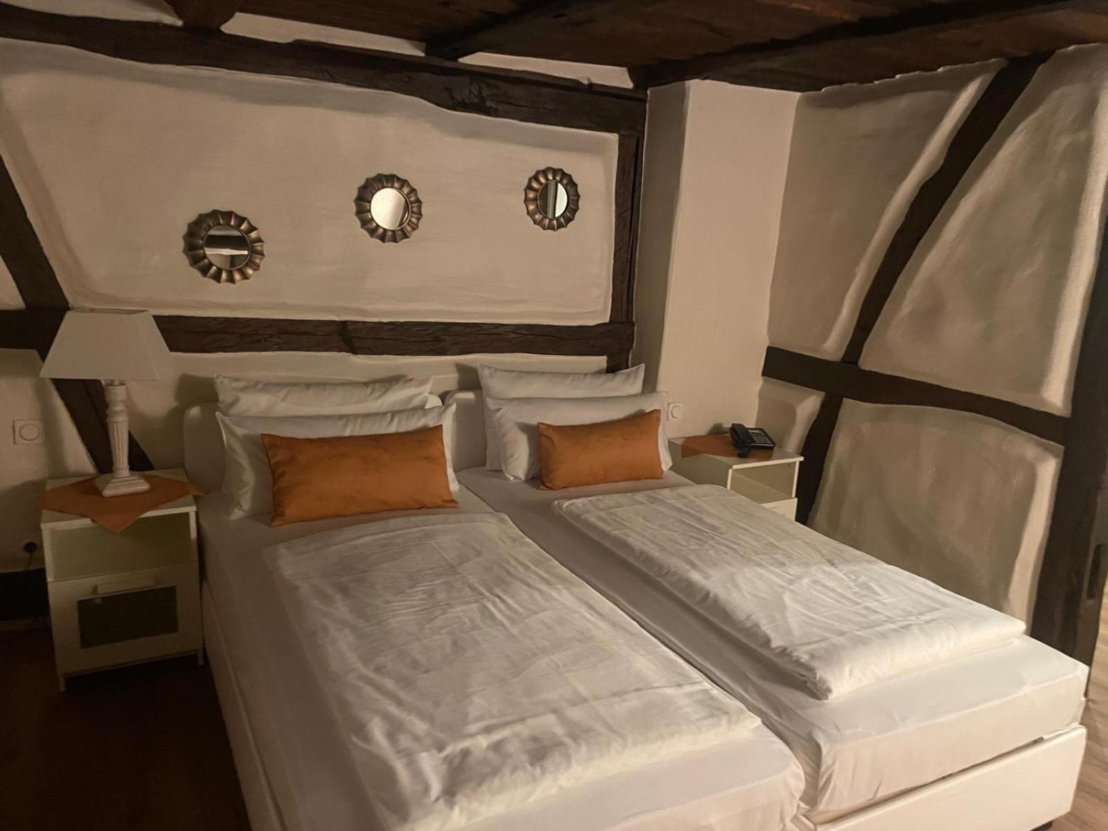 Hotel Restaurant Altes Badhaus Eberbach  Buitenkant foto