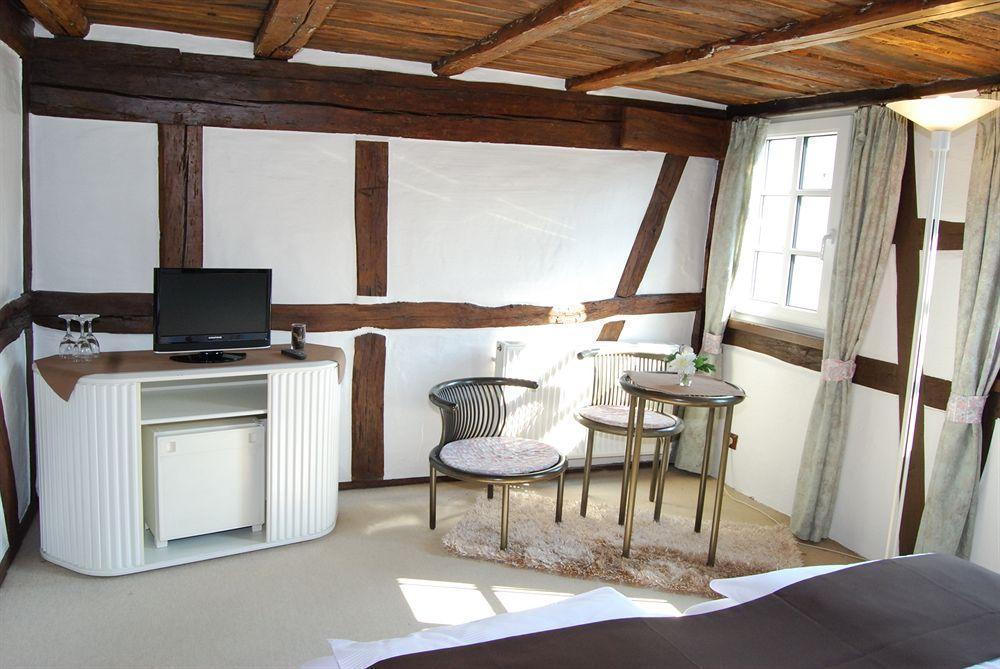 Hotel Restaurant Altes Badhaus Eberbach  Buitenkant foto