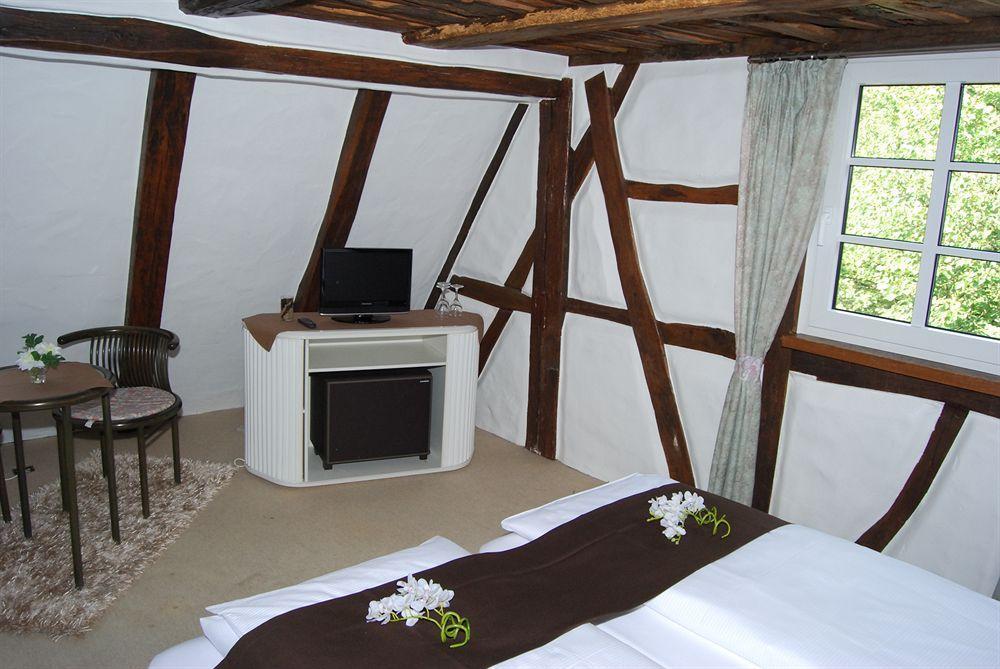 Hotel Restaurant Altes Badhaus Eberbach  Buitenkant foto