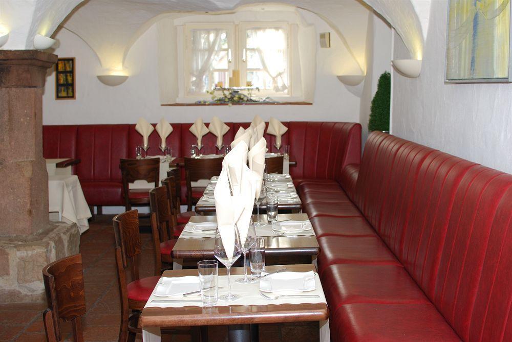 Hotel Restaurant Altes Badhaus Eberbach  Buitenkant foto
